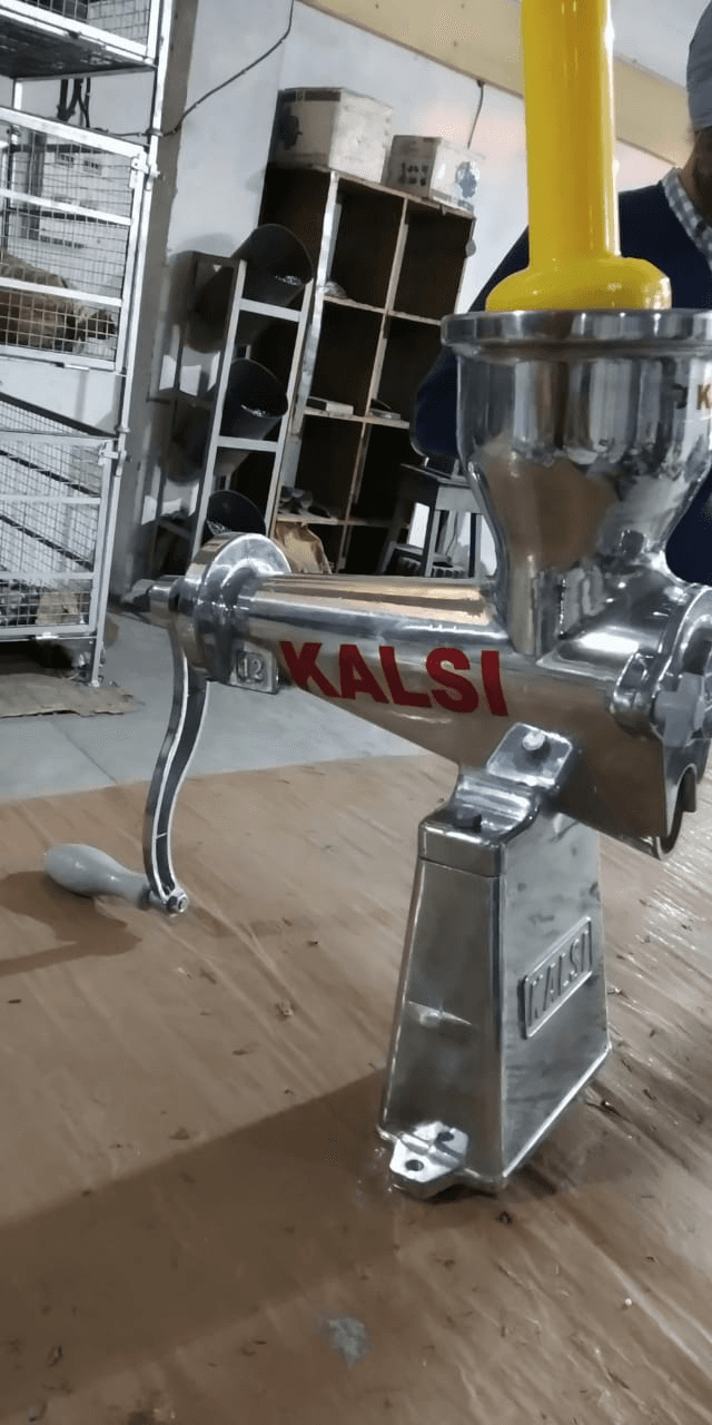 Kalsi Hand Juicer Machine No. 12